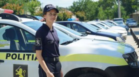 FLASH // O polițistă a fost reținută după ce ar fi cerut mită de la un șofer